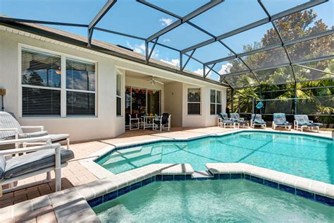 Find Your Dream Retreat: Villas in Beautiful Florida